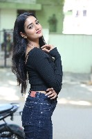 Hrithika Srinivas New Pictures